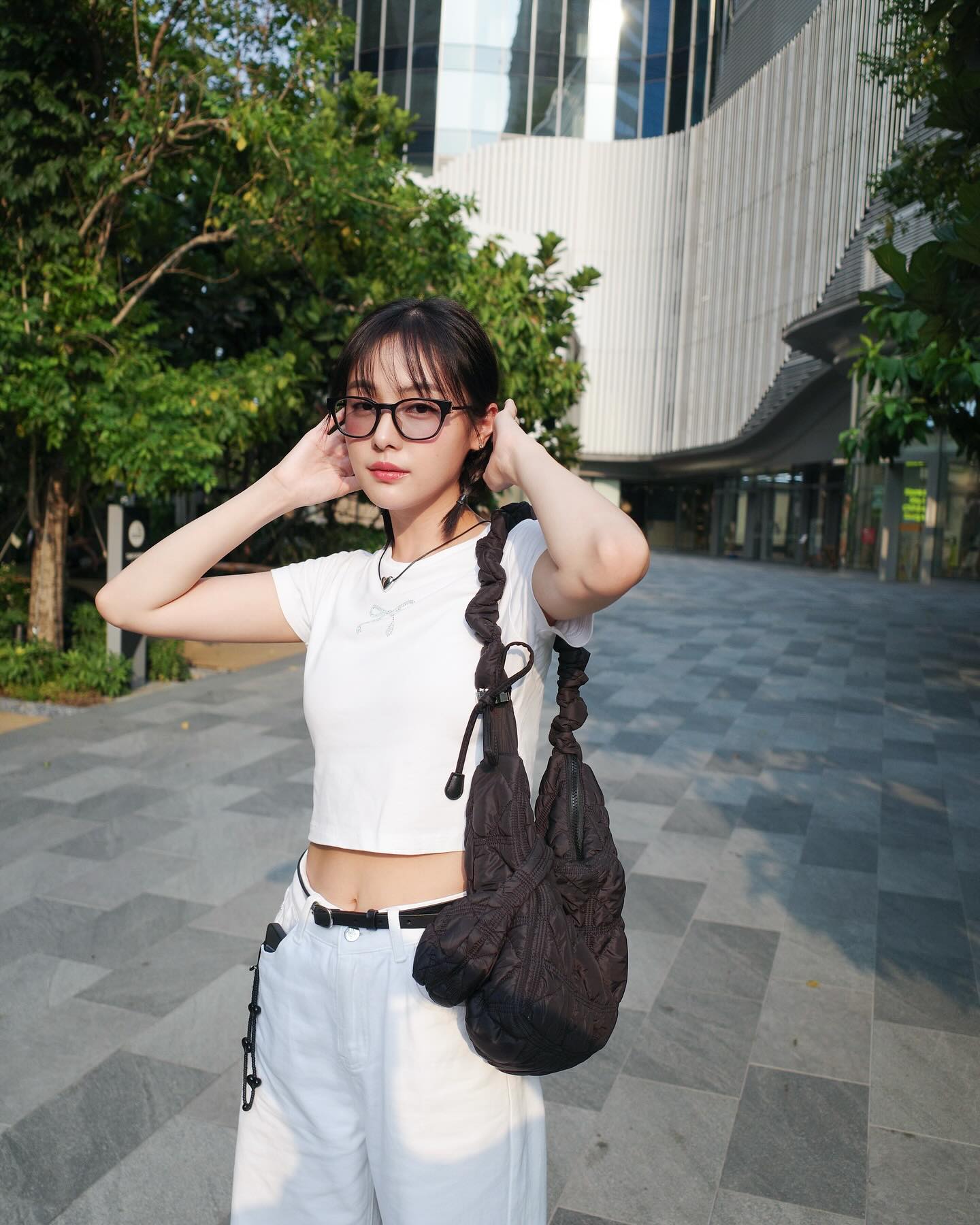 อุ้ม - อิษยา ฮอสุวรรณ