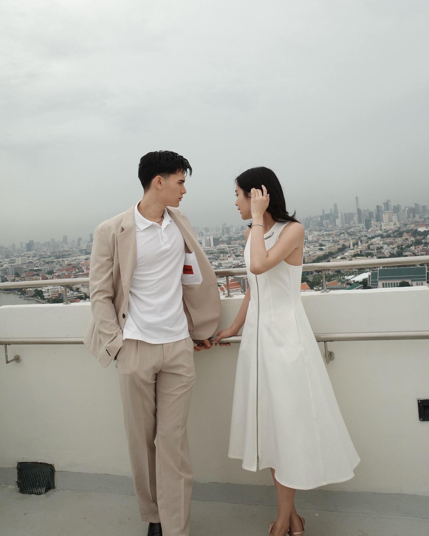 อุ้ม - อิษยา ฮอสุวรรณ
