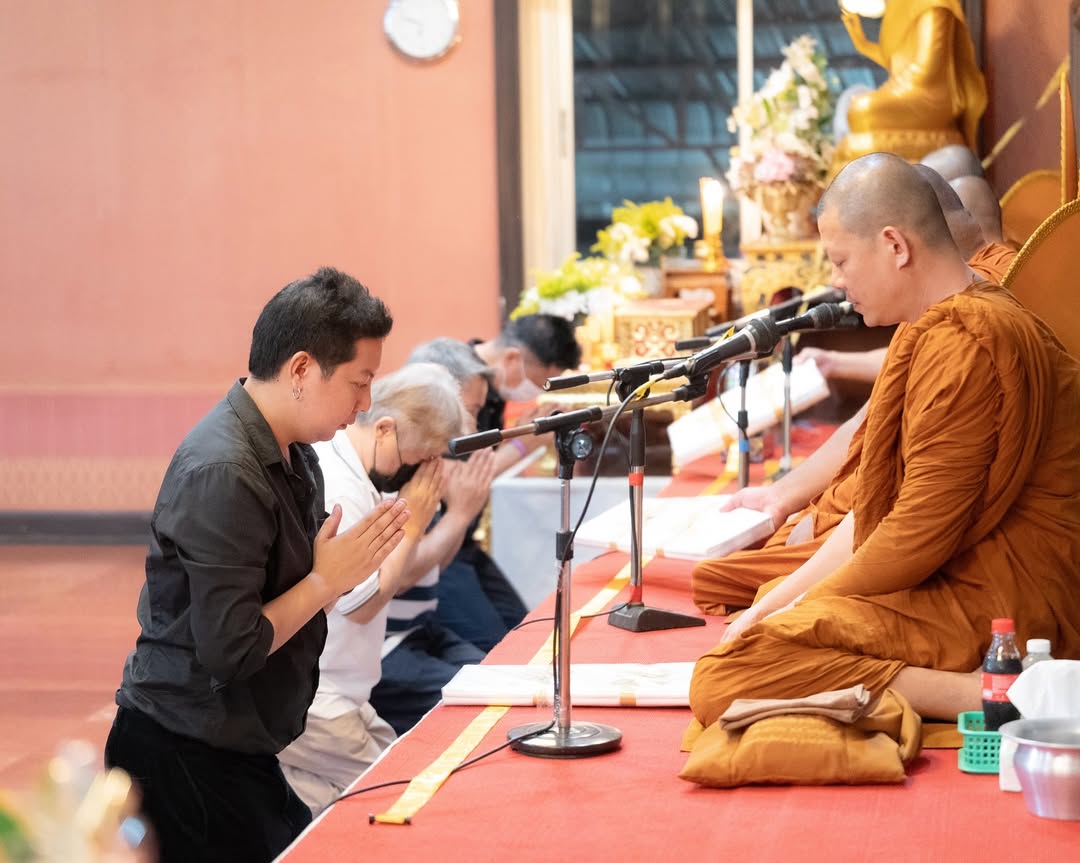 อุ้ม - อิษยา ฮอสุวรรณ