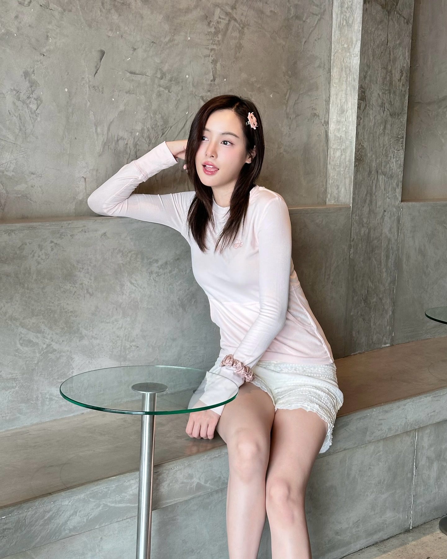 อุ้ม - อิษยา ฮอสุวรรณ