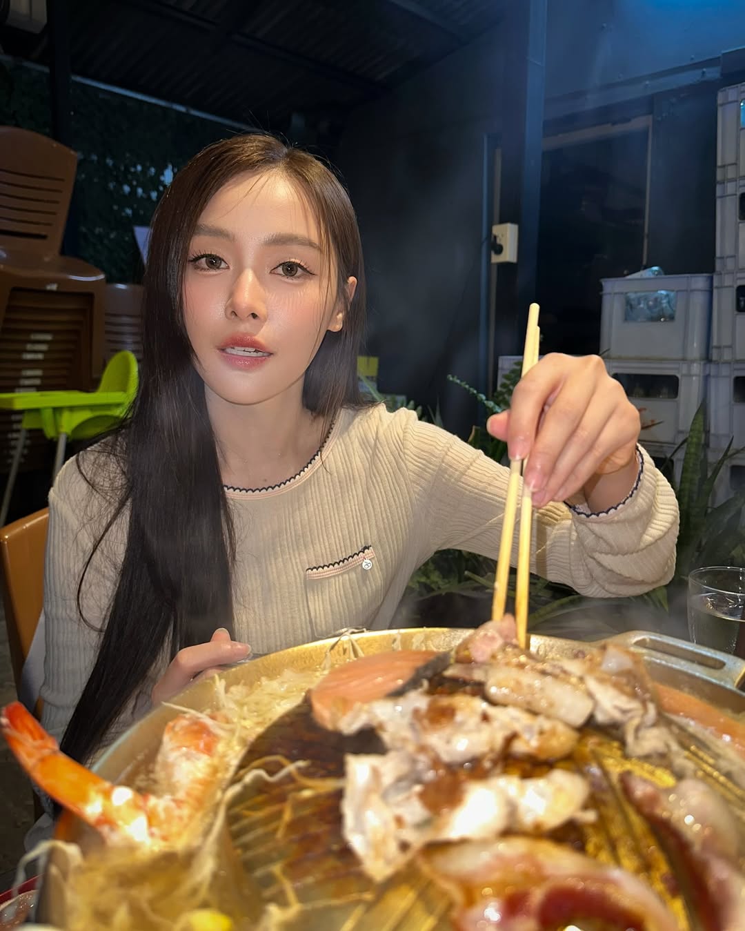 อุ้ม - อิษยา ฮอสุวรรณ