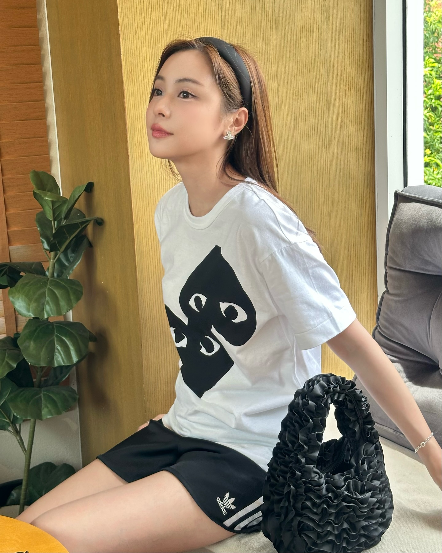 อุ้ม - อิษยา ฮอสุวรรณ