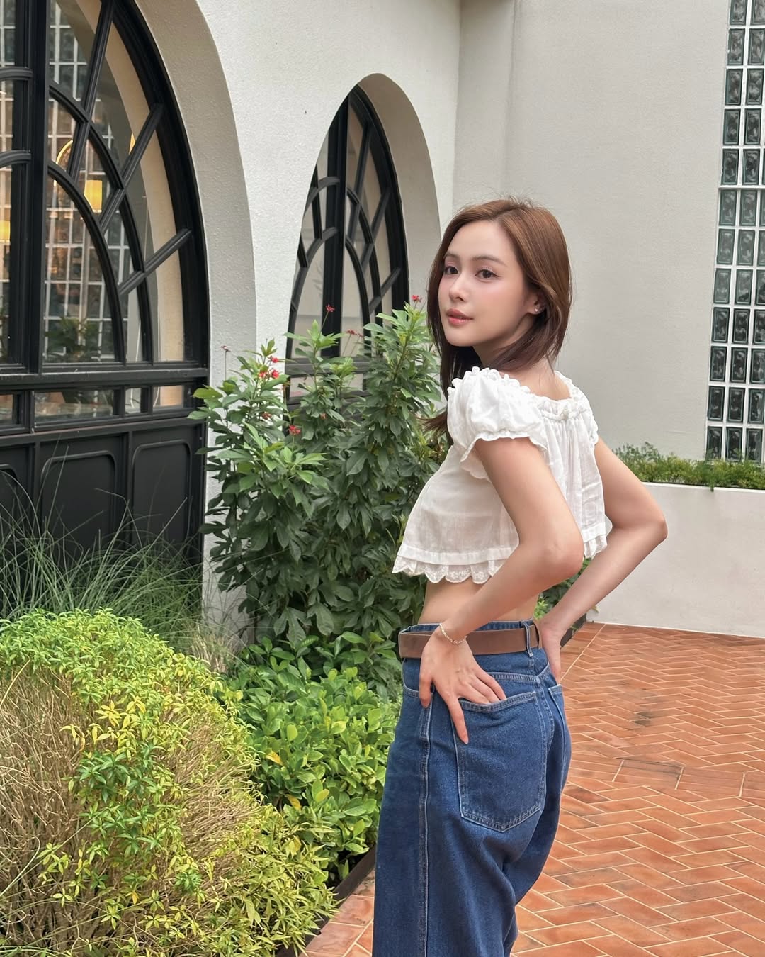 อุ้ม - อิษยา ฮอสุวรรณ