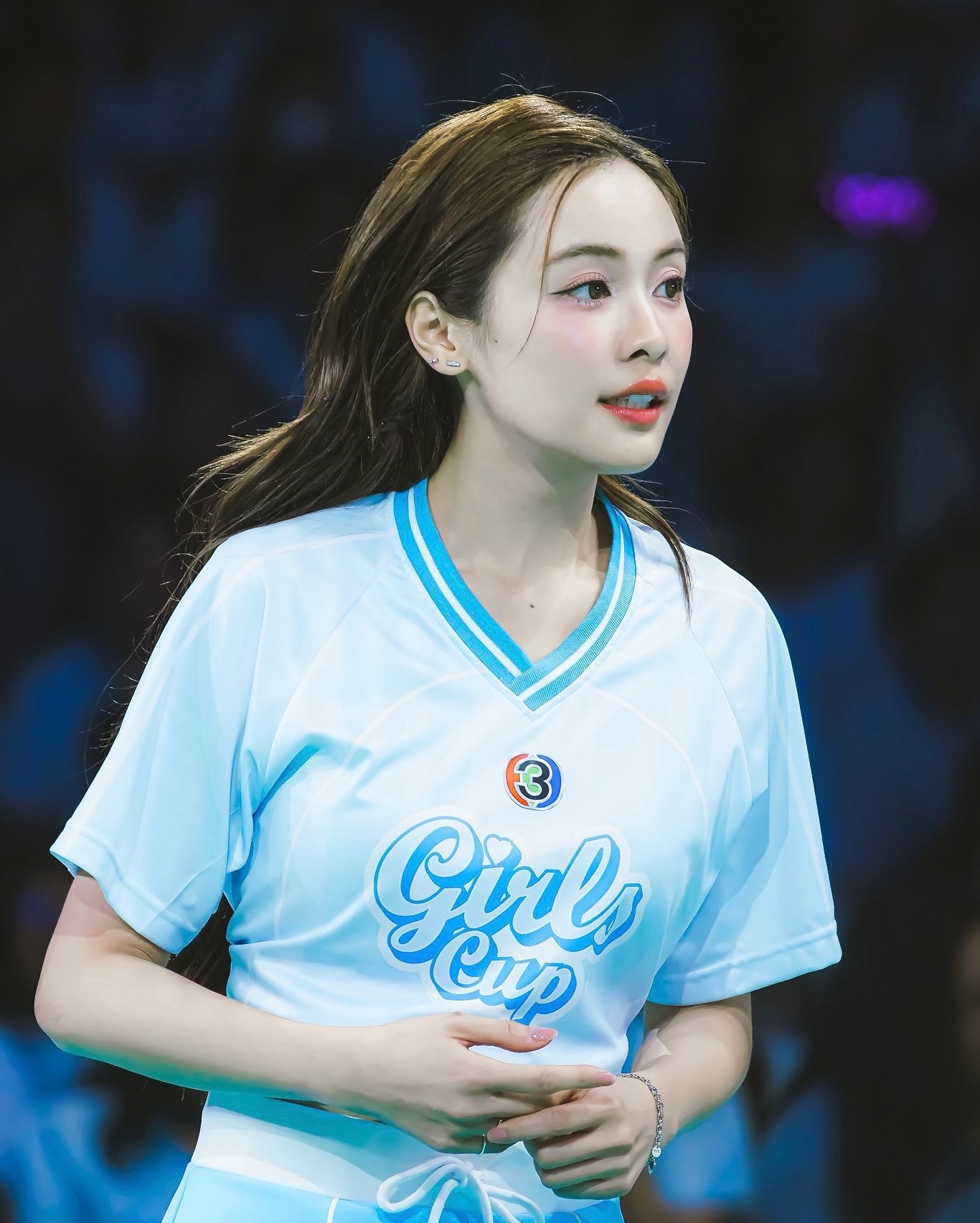 อุ้ม - อิษยา ฮอสุวรรณ