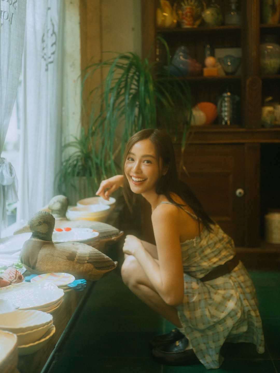 อุ้ม - อิษยา ฮอสุวรรณ