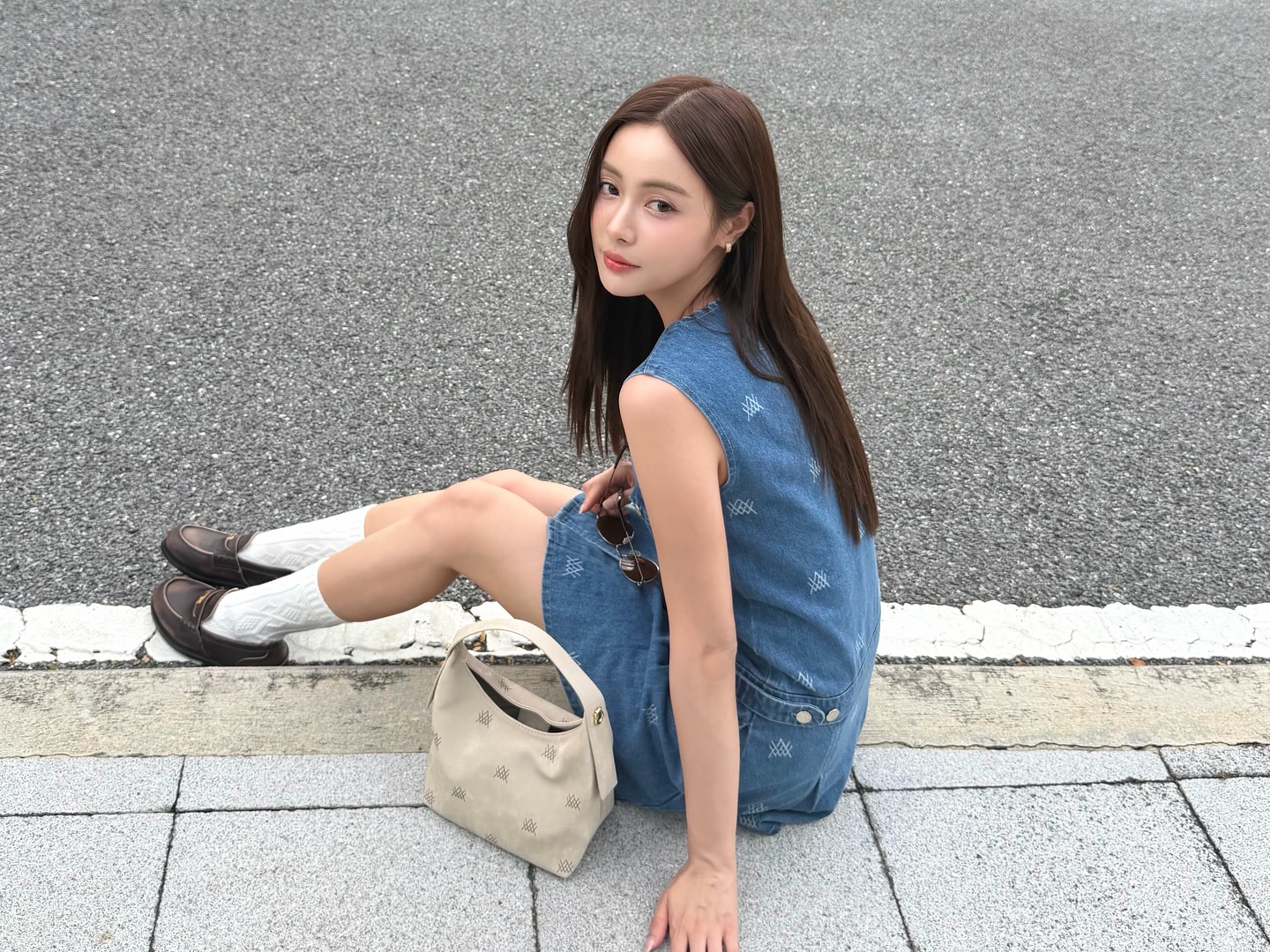 อุ้ม - อิษยา ฮอสุวรรณ