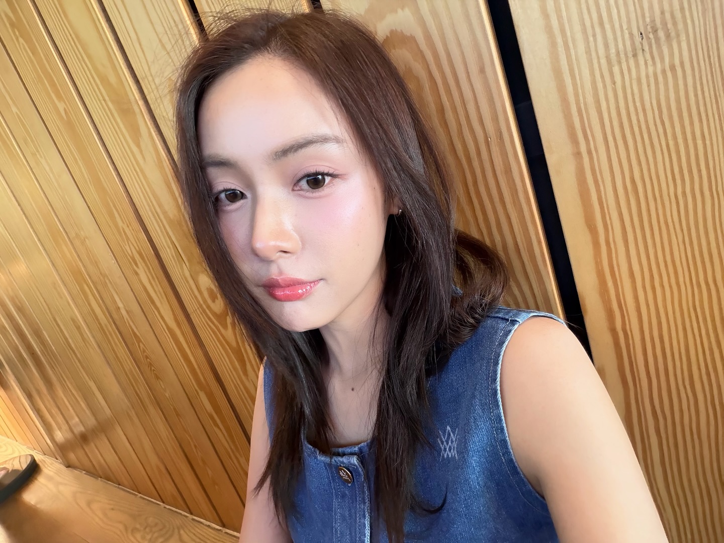 อุ้ม - อิษยา ฮอสุวรรณ