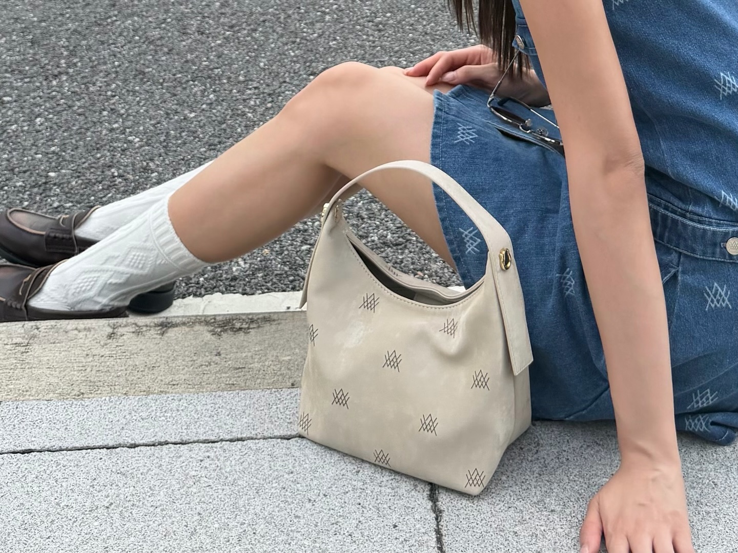 อุ้ม - อิษยา ฮอสุวรรณ