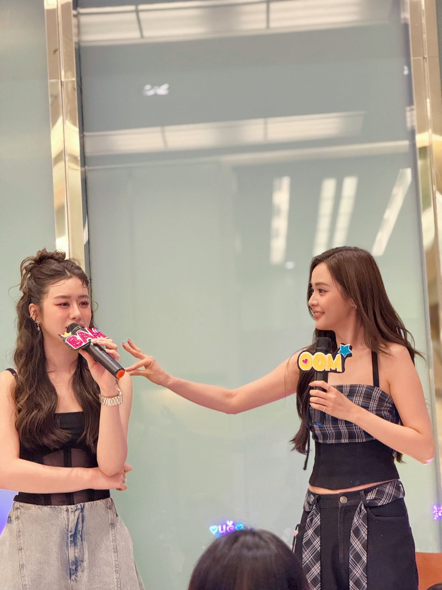 อุ้ม - อิษยา ฮอสุวรรณ