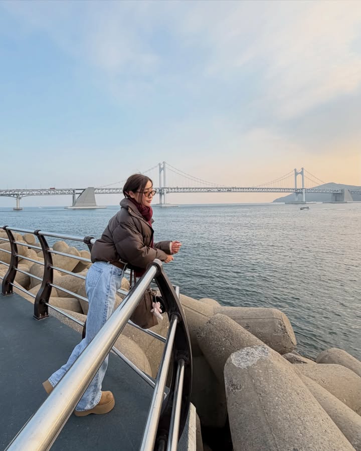 อุ้ม - อิษยา ฮอสุวรรณ