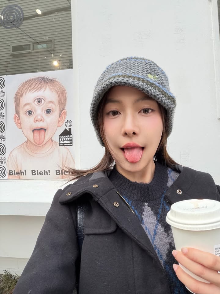 อุ้ม - อิษยา ฮอสุวรรณ