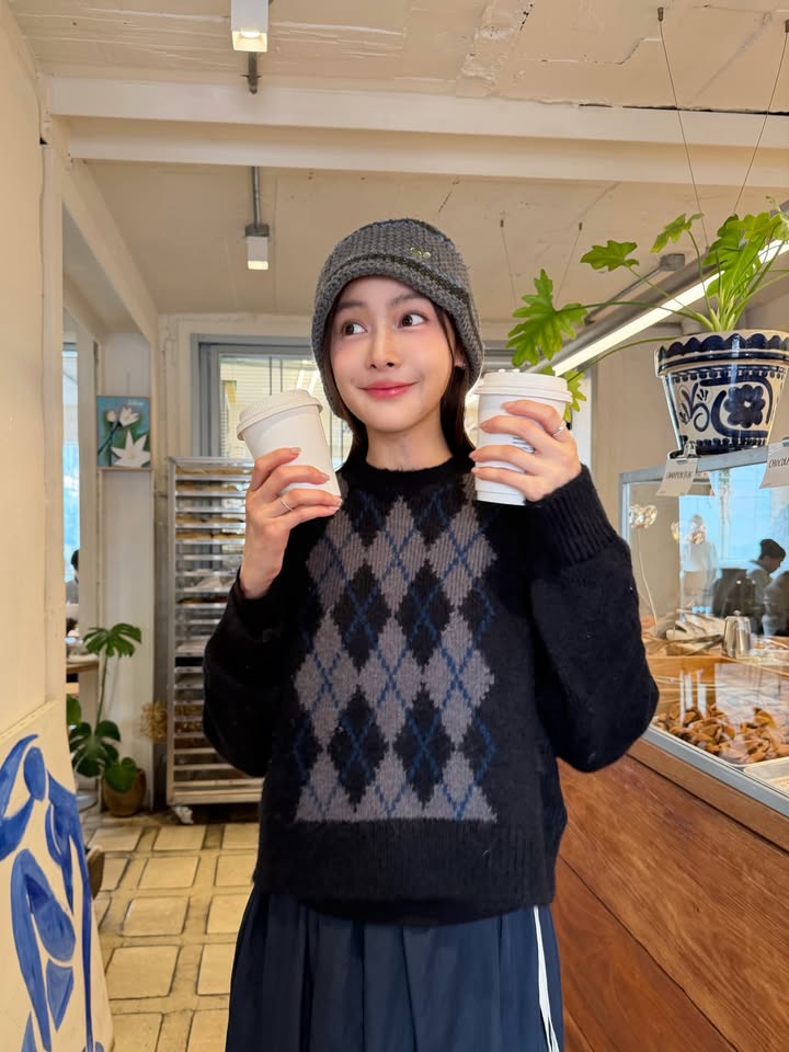 อุ้ม - อิษยา ฮอสุวรรณ