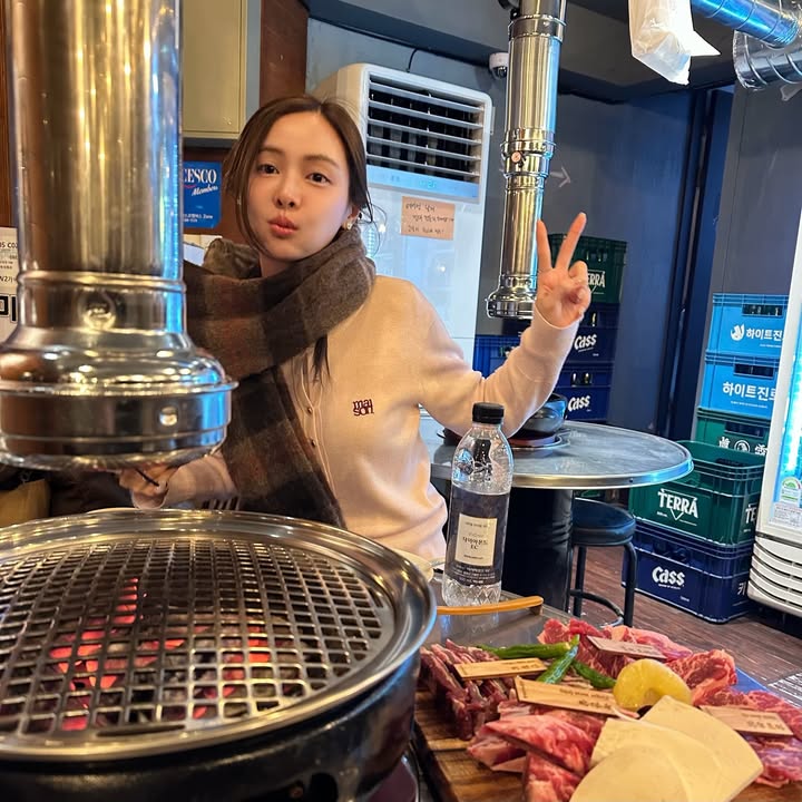 อุ้ม - อิษยา ฮอสุวรรณ