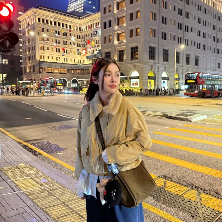 อุ้ม - อิษยา ฮอสุวรรณ