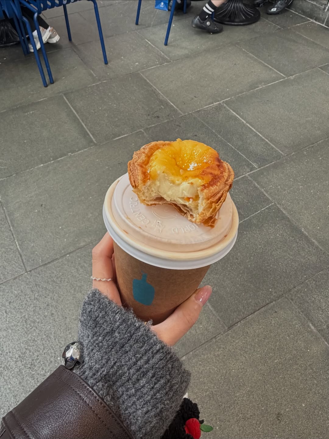 อุ้ม - อิษยา ฮอสุวรรณ