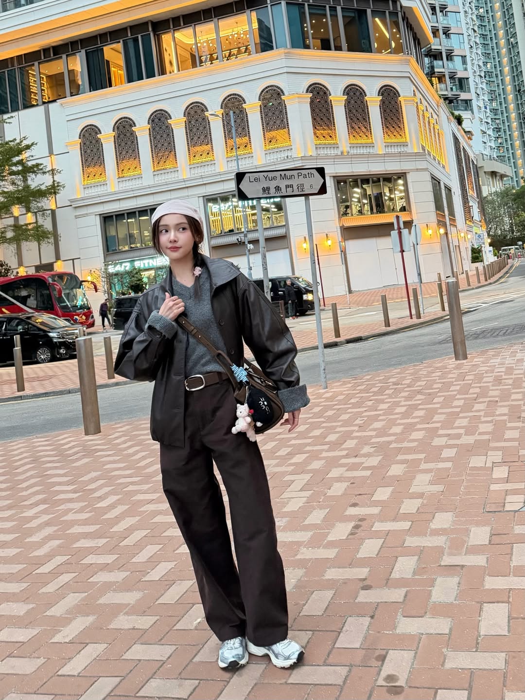 อุ้ม - อิษยา ฮอสุวรรณ