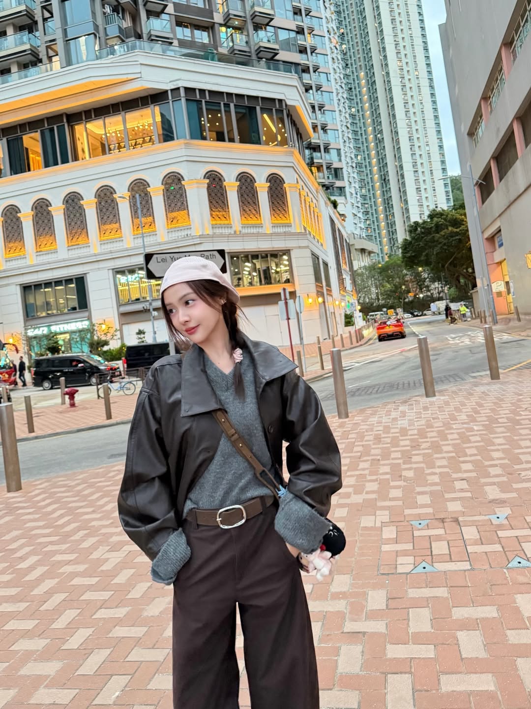 อุ้ม - อิษยา ฮอสุวรรณ