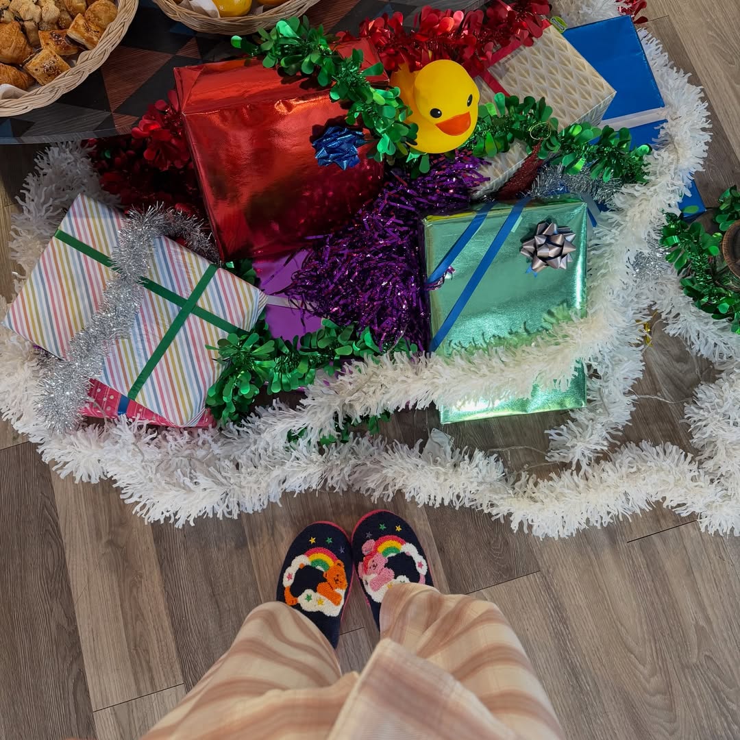 อุ้ม - อิษยา ฮอสุวรรณ