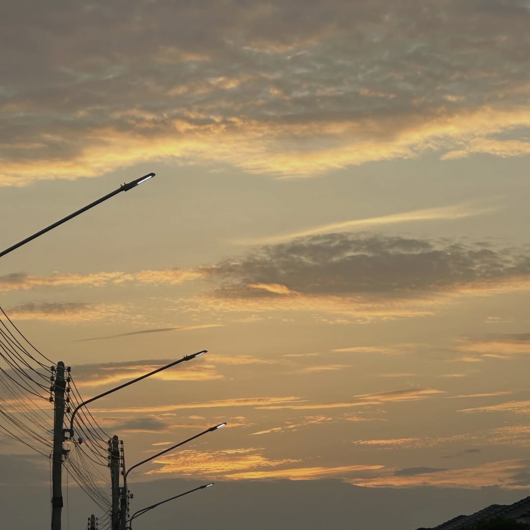 อุ้ม - อิษยา ฮอสุวรรณ