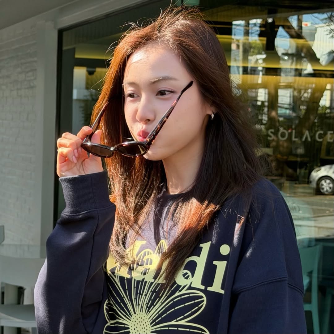 อุ้ม - อิษยา ฮอสุวรรณ