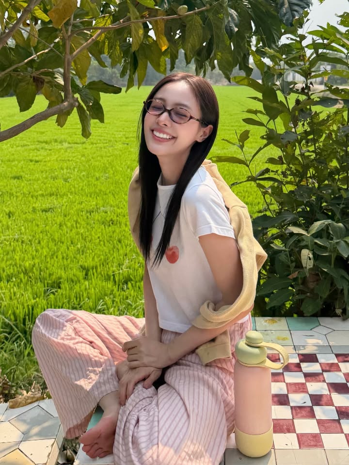 อุ้ม - อิษยา ฮอสุวรรณ