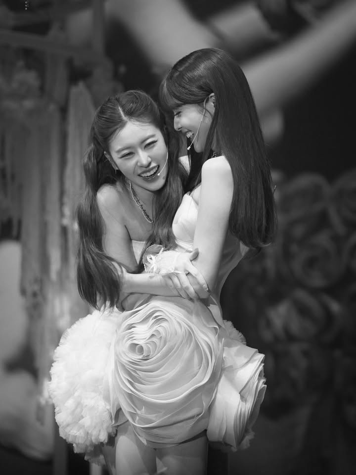 อุ้ม - อิษยา ฮอสุวรรณ