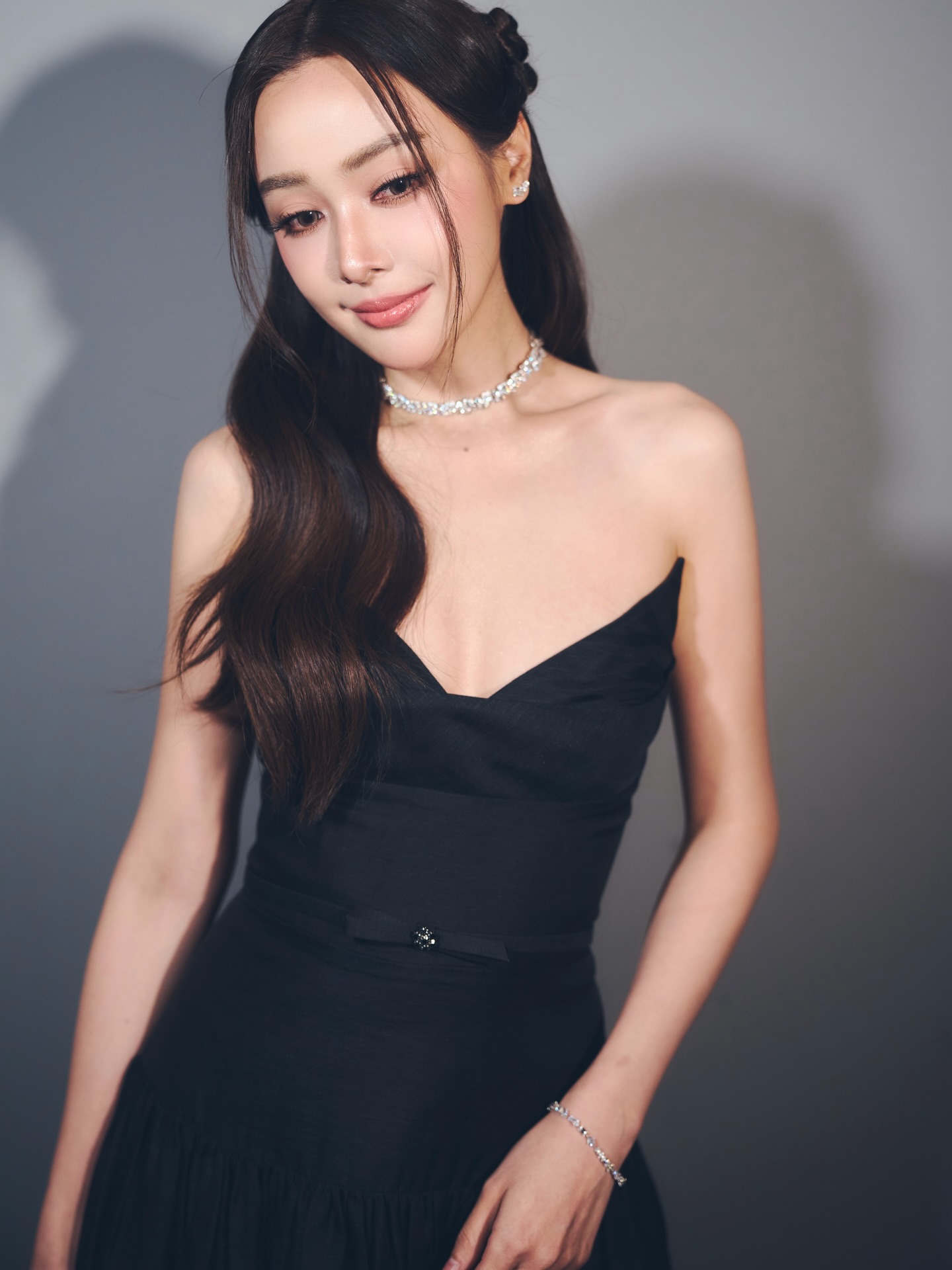 อุ้ม - อิษยา ฮอสุวรรณ