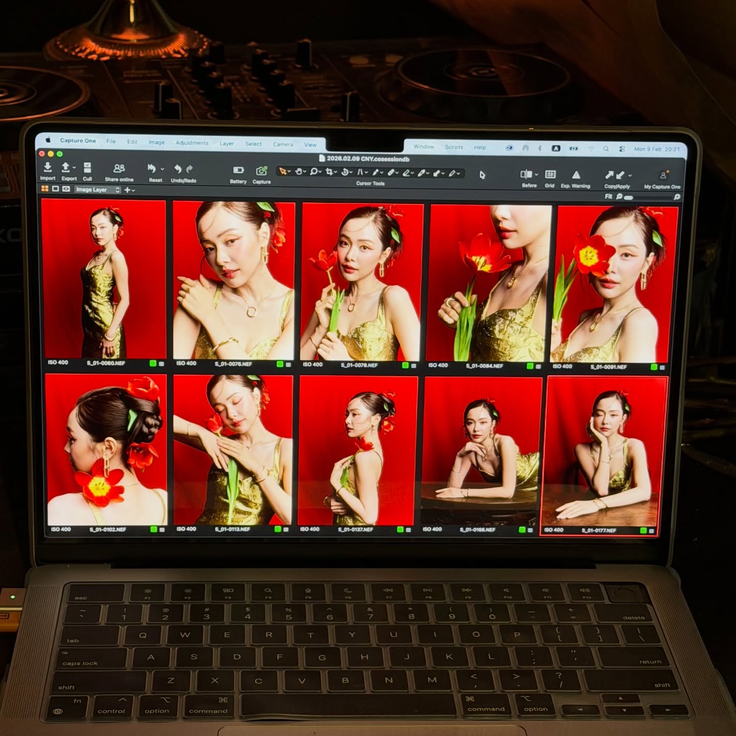 อุ้ม - อิษยา ฮอสุวรรณ