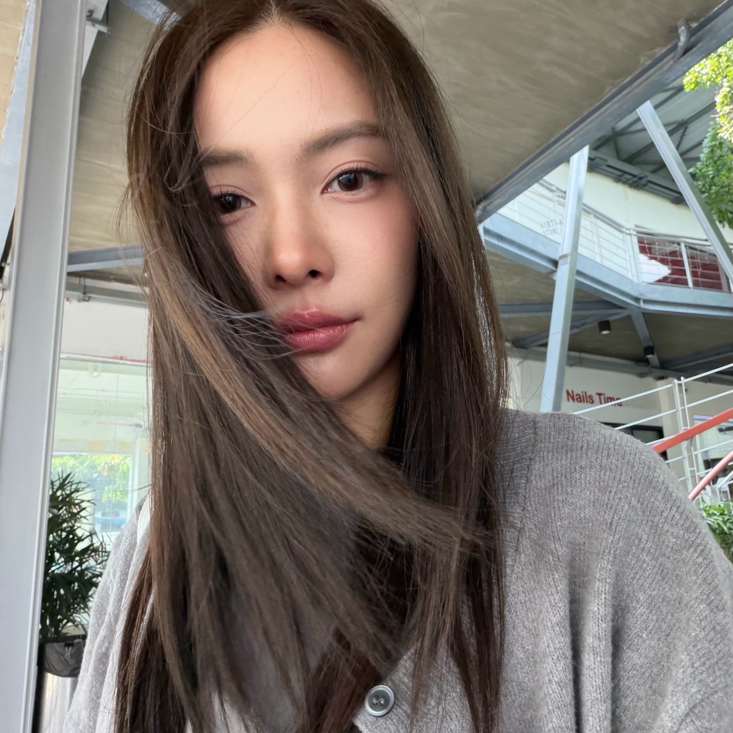 อุ้ม - อิษยา ฮอสุวรรณ