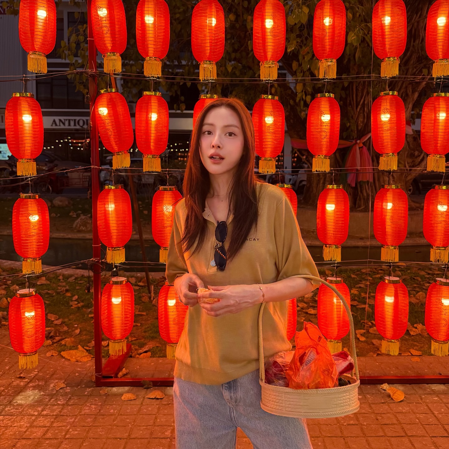 อุ้ม - อิษยา ฮอสุวรรณ