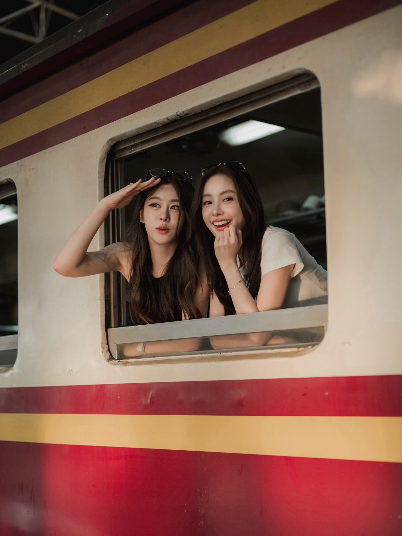 อุ้ม - อิษยา ฮอสุวรรณ