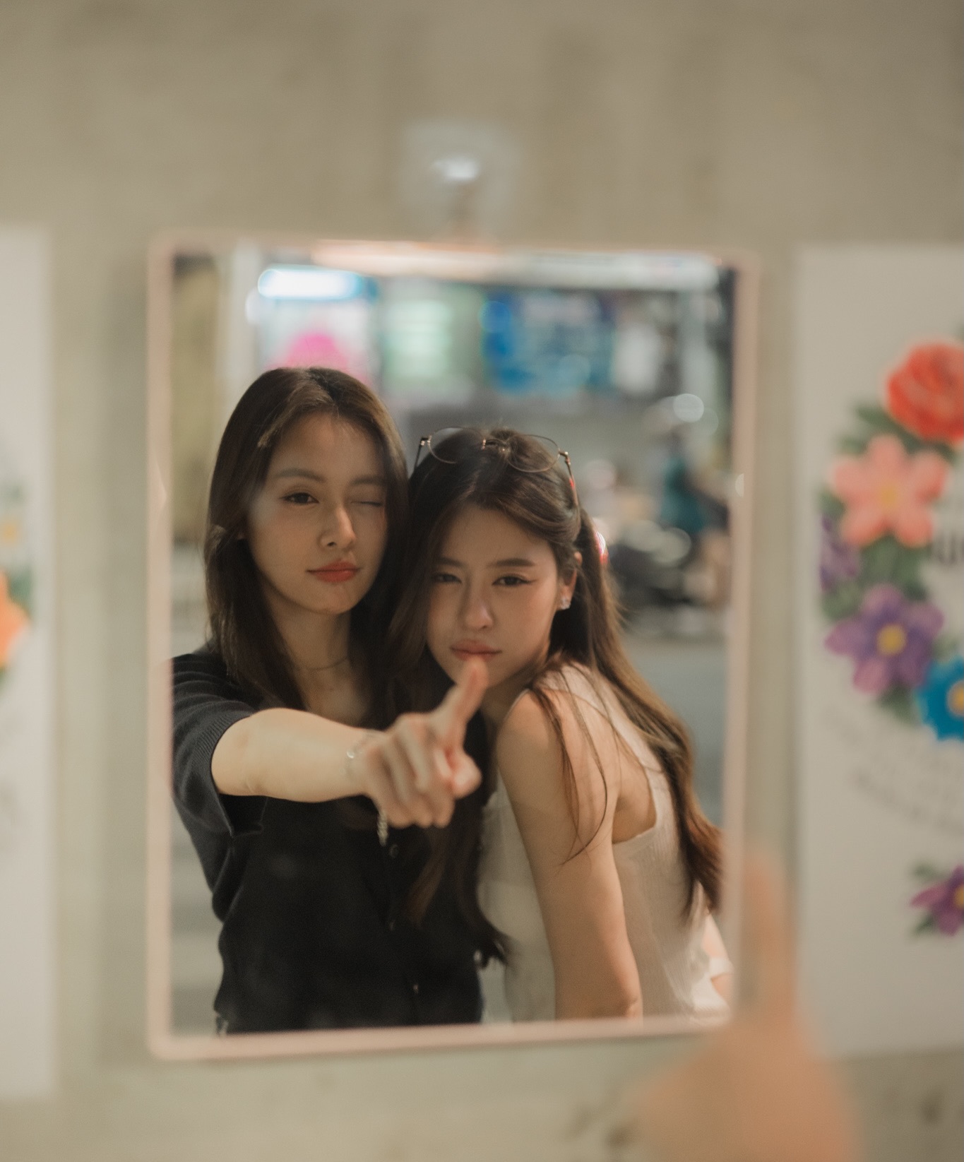 อุ้ม - อิษยา ฮอสุวรรณ