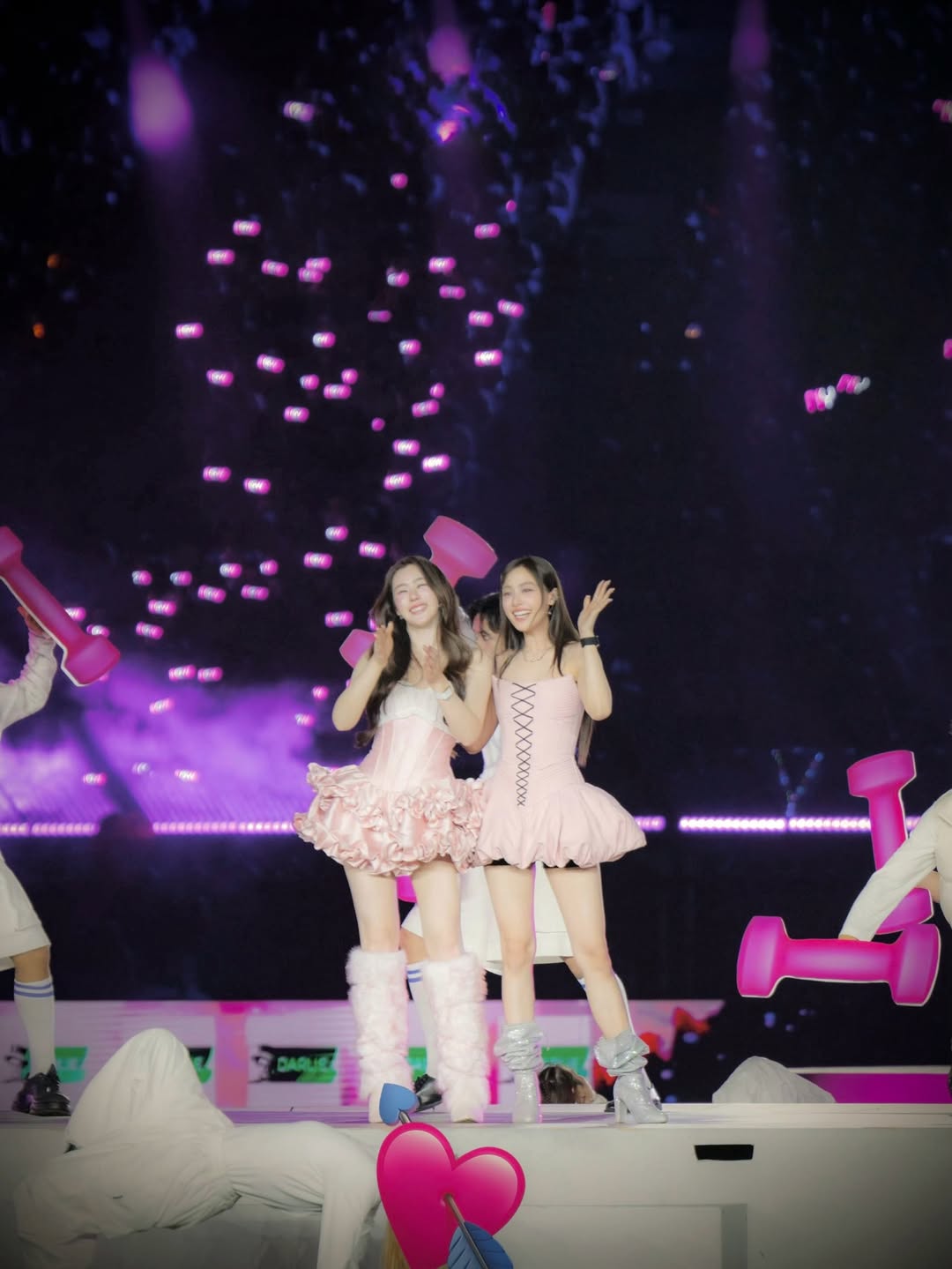 อุ้ม - อิษยา ฮอสุวรรณ