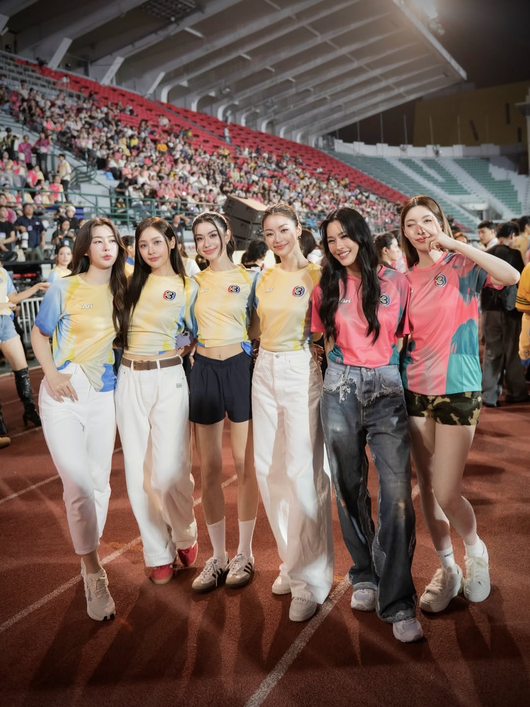 อุ้ม - อิษยา ฮอสุวรรณ