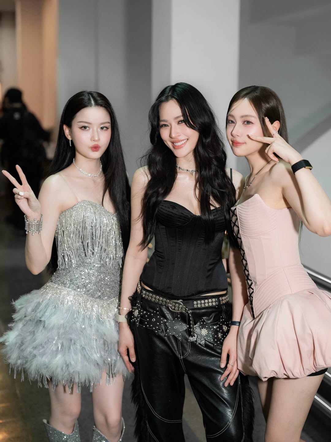 อุ้ม - อิษยา ฮอสุวรรณ