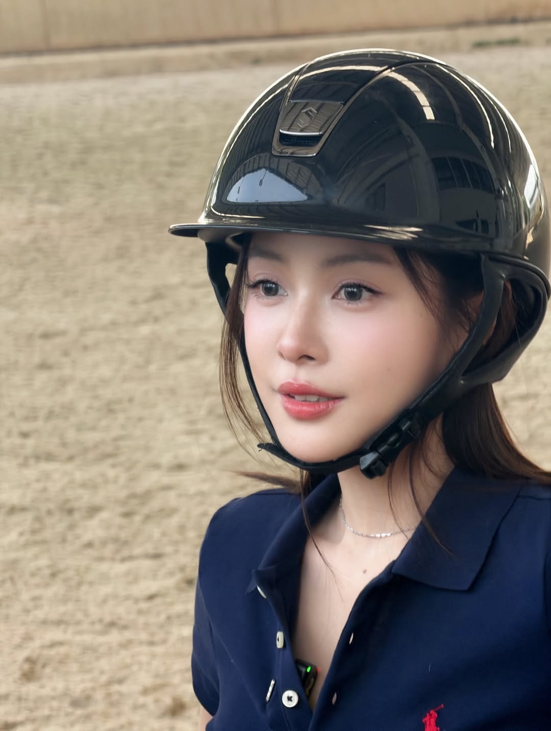 อุ้ม - อิษยา ฮอสุวรรณ