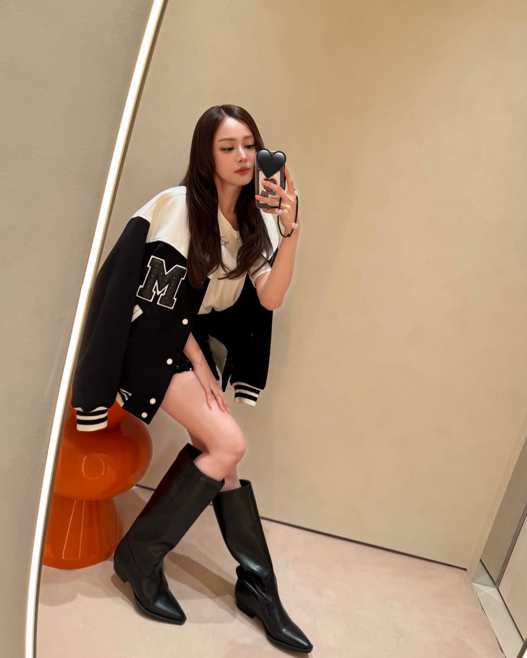 อุ้ม - อิษยา ฮอสุวรรณ