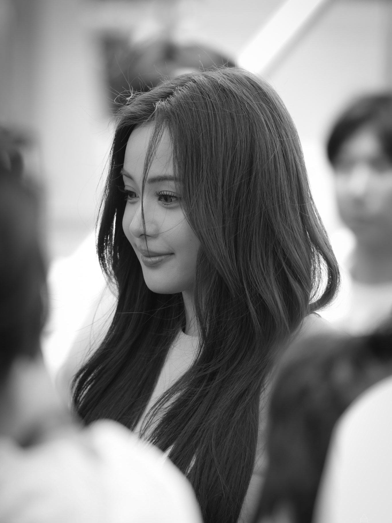 อุ้ม - อิษยา ฮอสุวรรณ