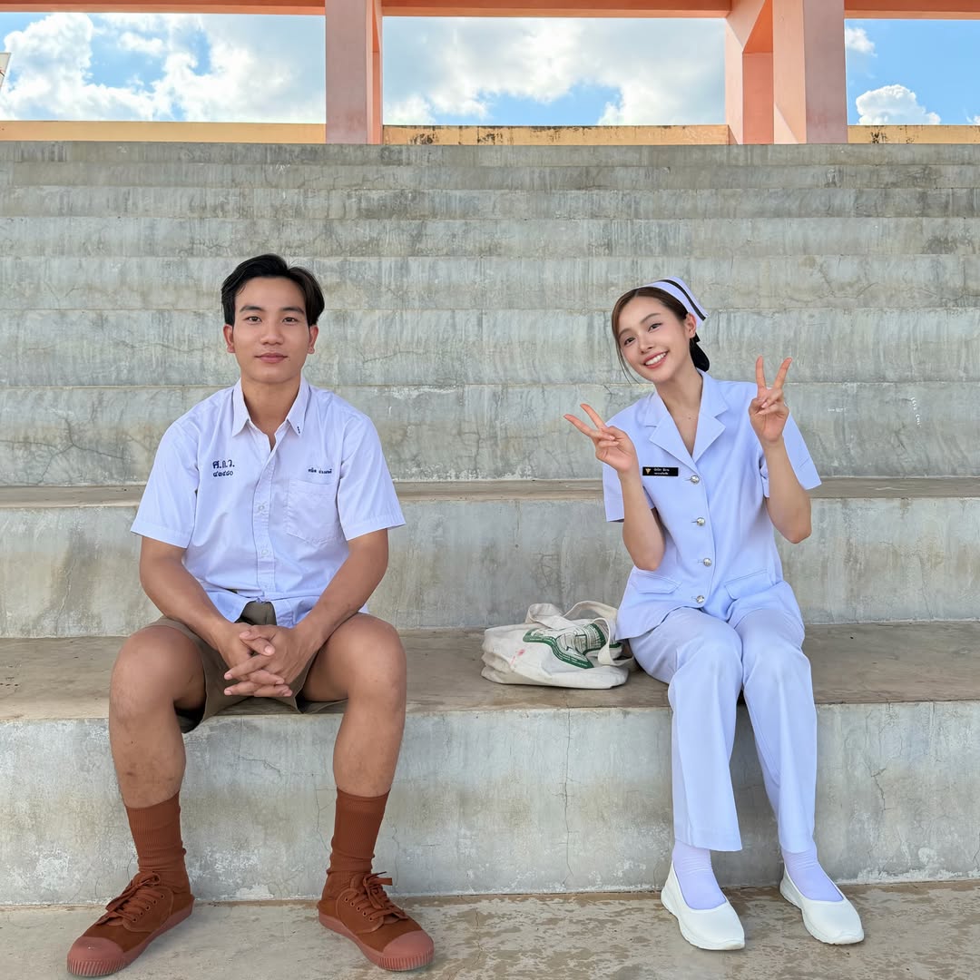 อุ้ม - อิษยา ฮอสุวรรณ