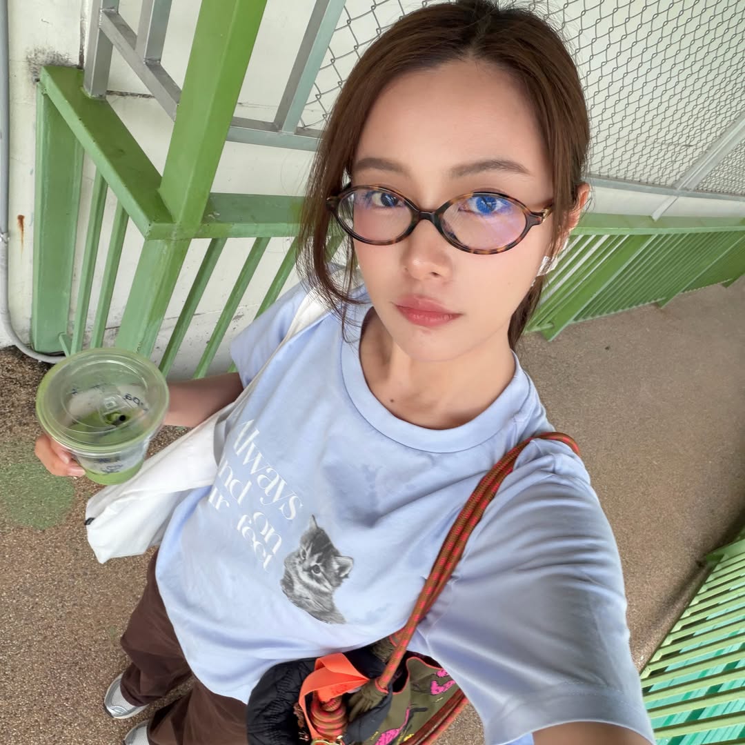 อุ้ม - อิษยา ฮอสุวรรณ