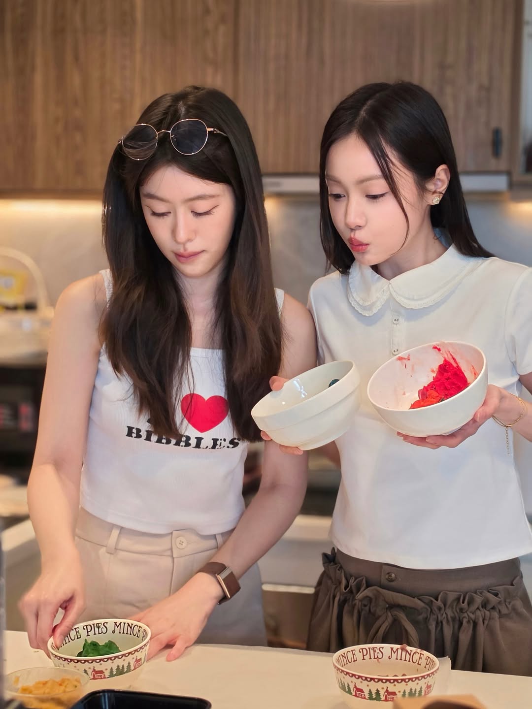 อุ้ม - อิษยา ฮอสุวรรณ