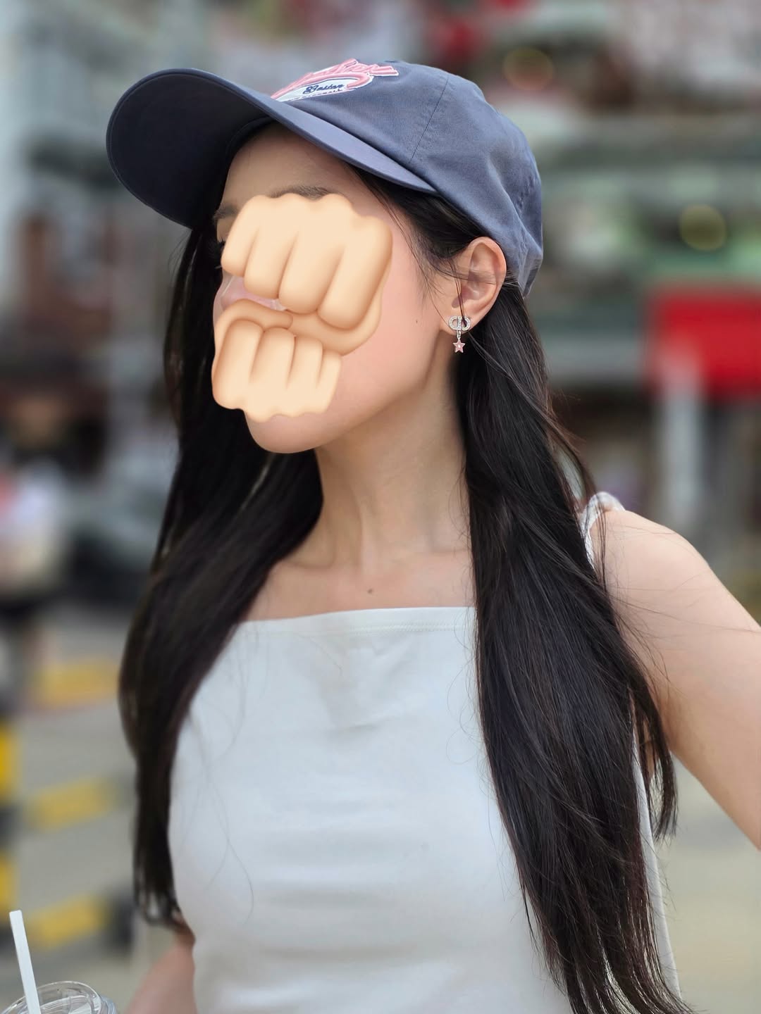 อุ้ม - อิษยา ฮอสุวรรณ