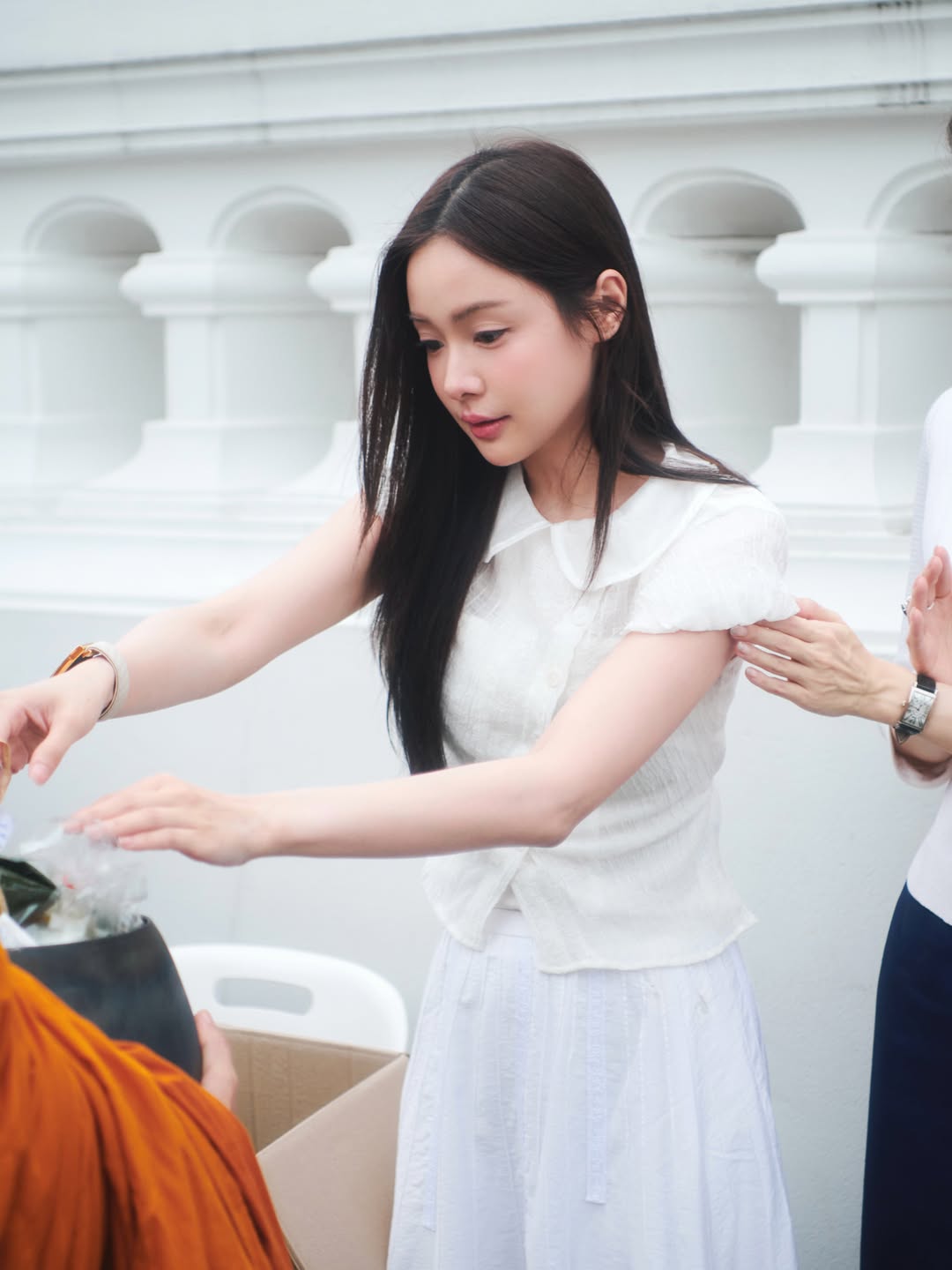 อุ้ม - อิษยา ฮอสุวรรณ
