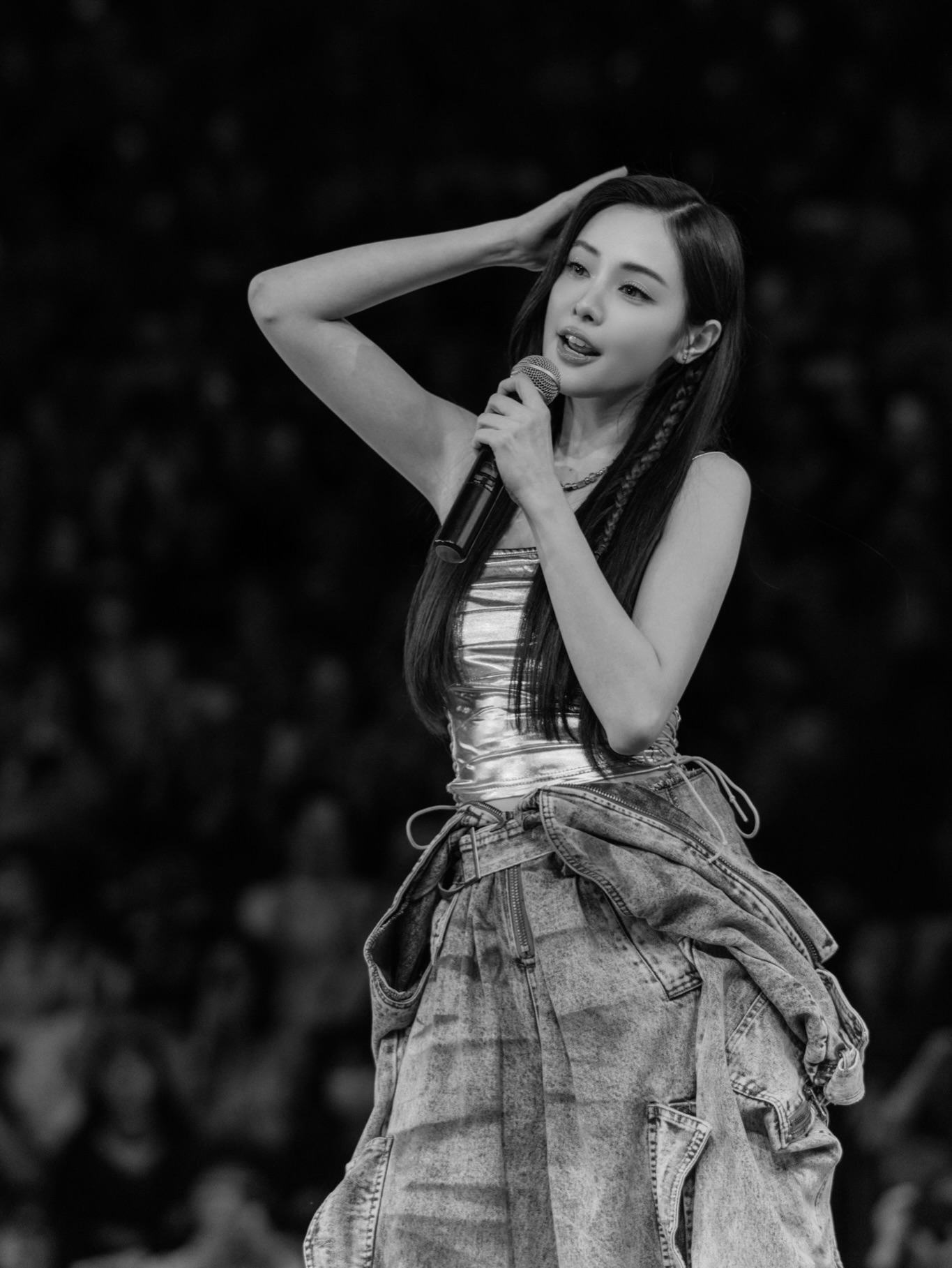 อุ้ม - อิษยา ฮอสุวรรณ