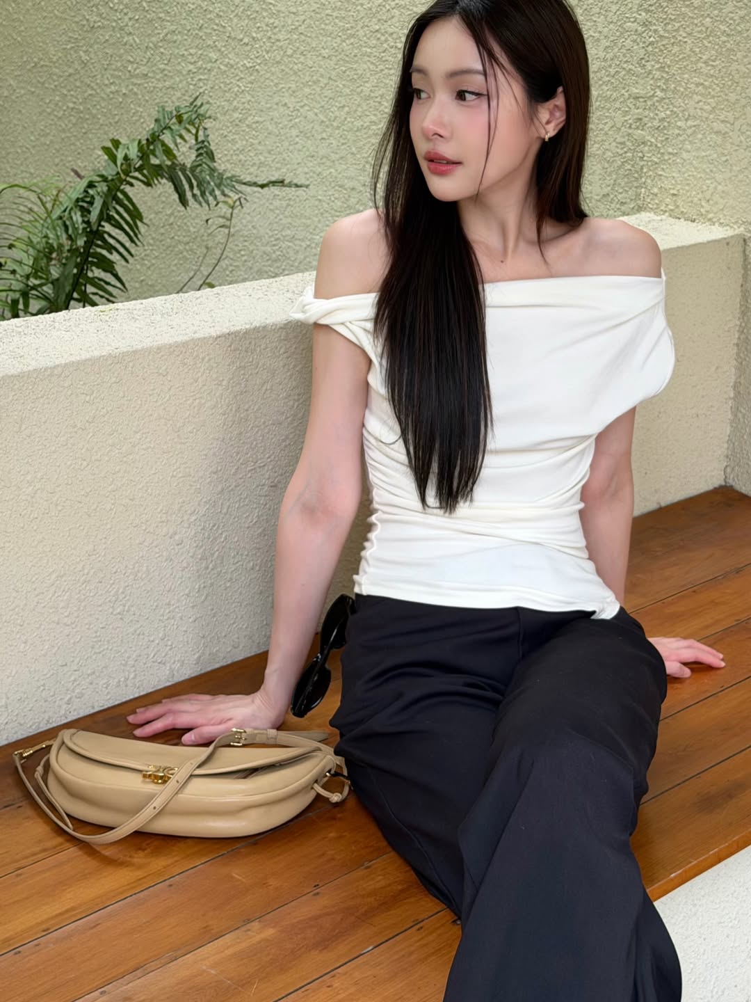 อุ้ม - อิษยา ฮอสุวรรณ