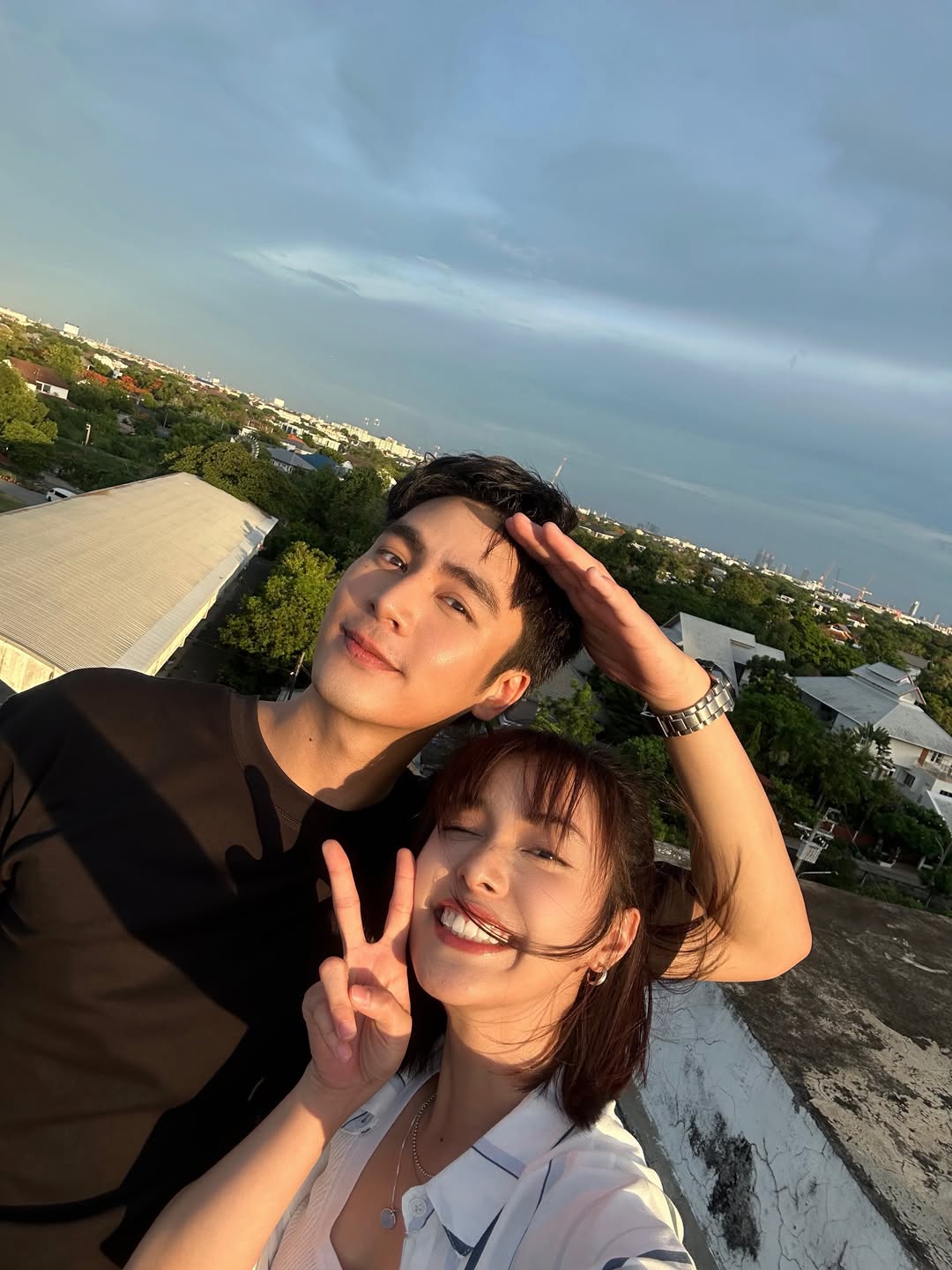 อุ้ม - อิษยา ฮอสุวรรณ