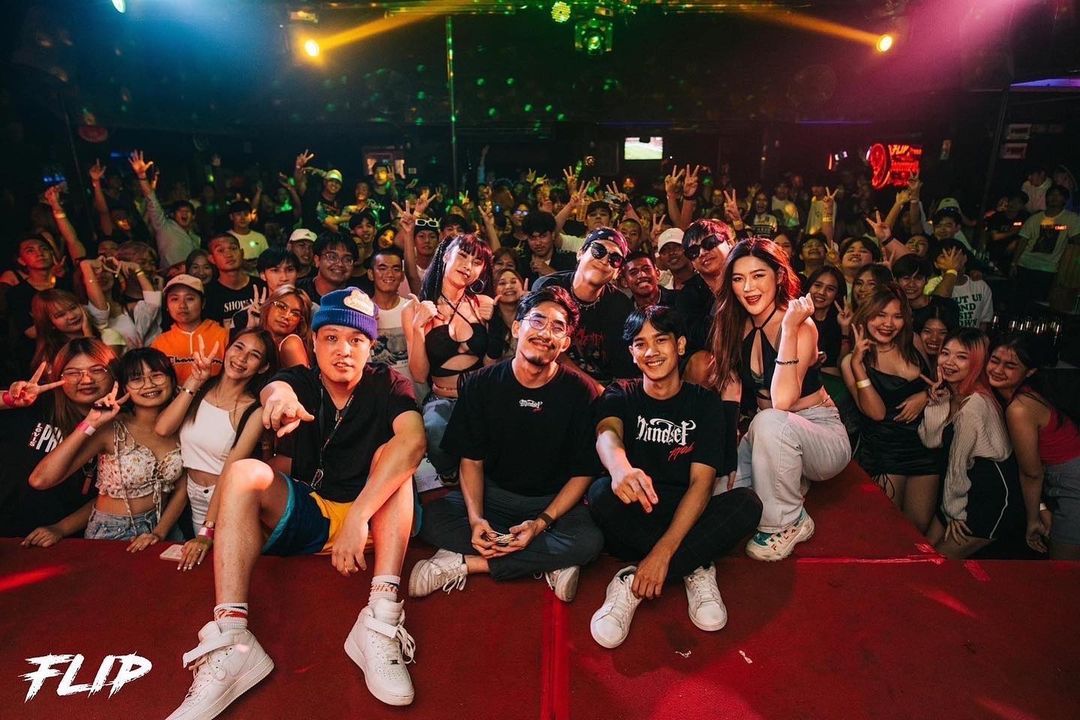 ป๊อก - ภัสสรกรณ์ จิราธิวัฒน์