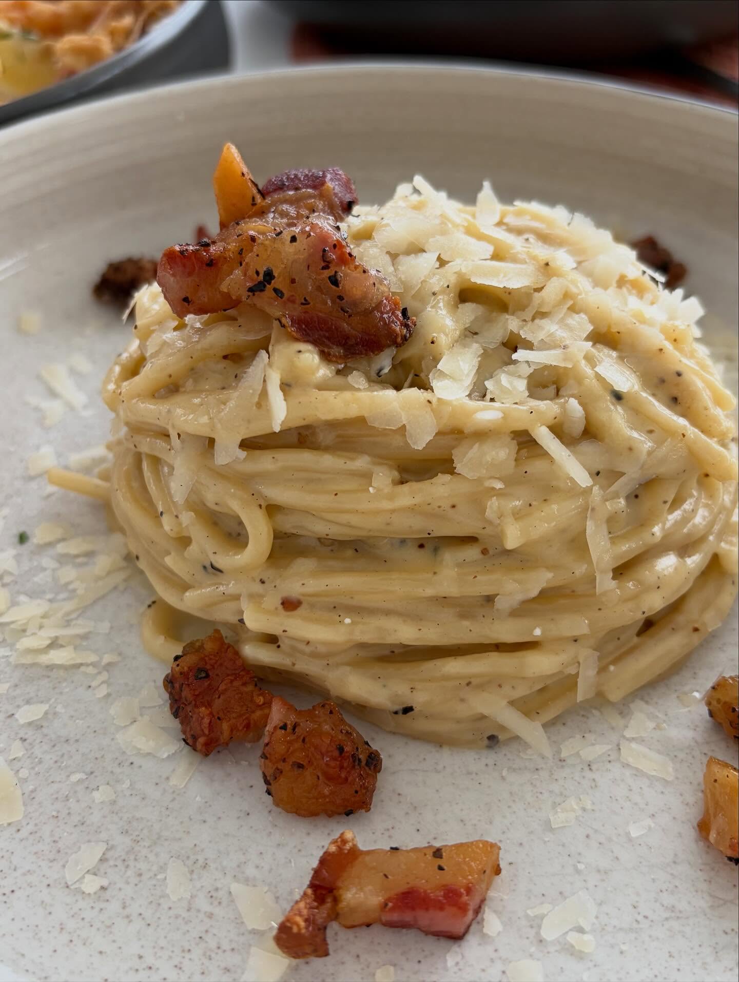 ป๊อก - ภัสสรกรณ์ จิราธิวัฒน์