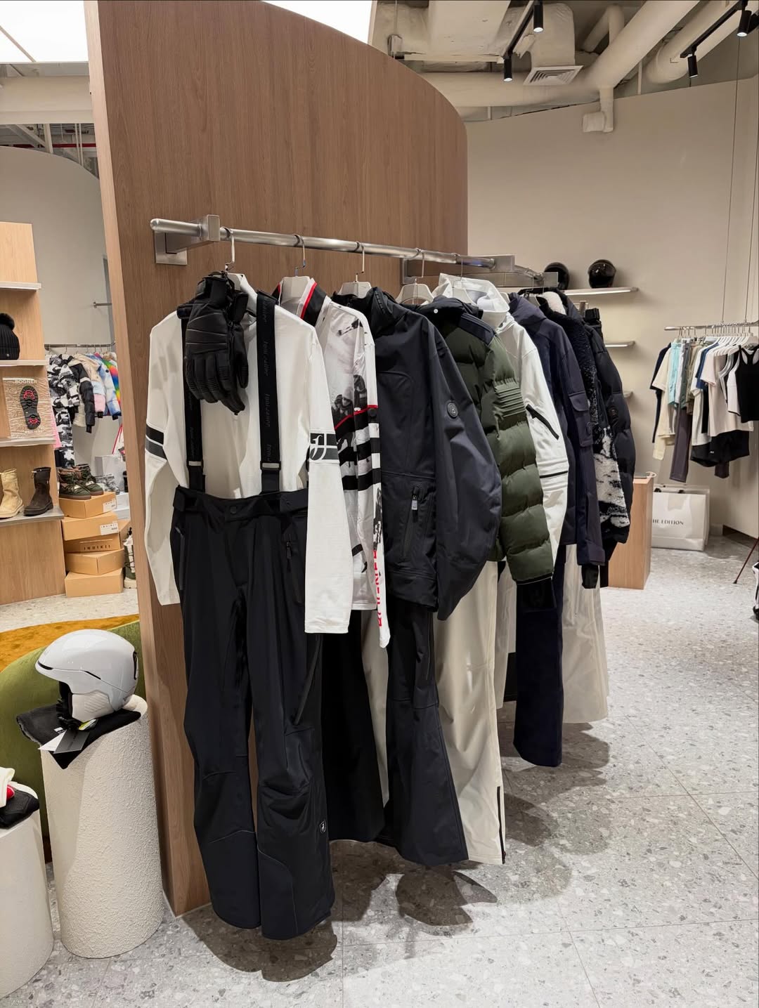 ป๊อก - ภัสสรกรณ์ จิราธิวัฒน์