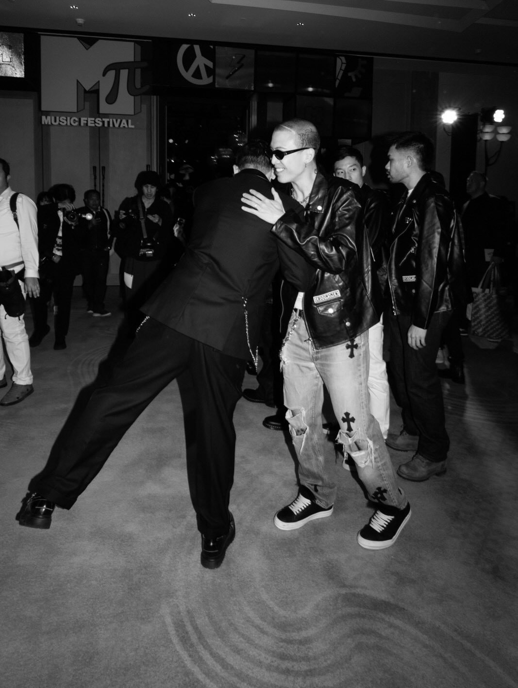 ป๊อก - ภัสสรกรณ์ จิราธิวัฒน์